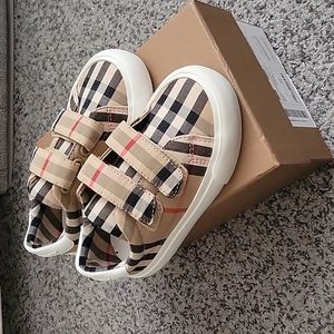 Burberry shoes toddler eur 24